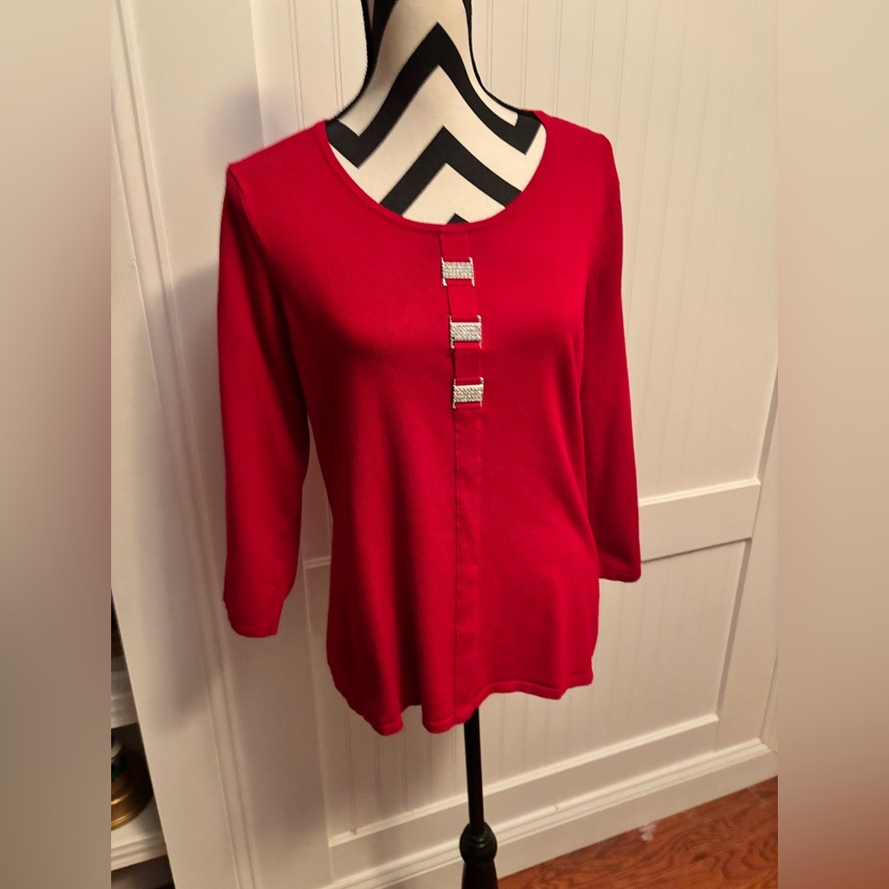 Cable & Gauge Red knit pullover with Silver Accents